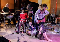 schnittpunkte, 4stsssss, co m.c. shaddi 0925.jpg